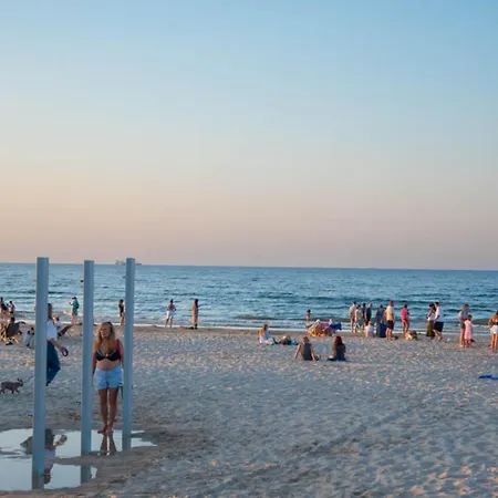Z Parkingiem I Tarasem Przy Promenadzie, Mit Privatem Parkplatz Und Terrasse An Der Promenade Appartement Świnoujście