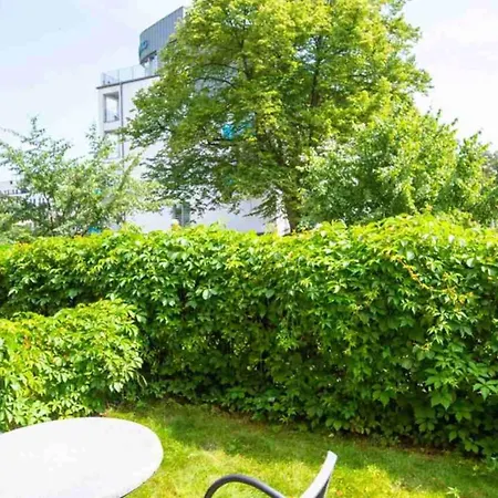 Z Parkingiem I Tarasem Przy Promenadzie, Mit Privatem Parkplatz Und Terrasse An Der Promenade