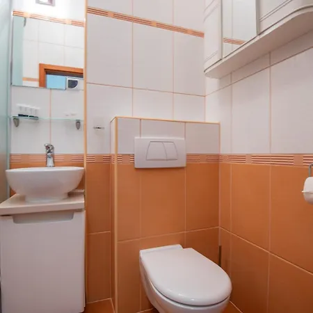 Z Parkingiem I Tarasem Przy Promenadzie, Mit Privatem Parkplatz Und Terrasse An Der Promenade *