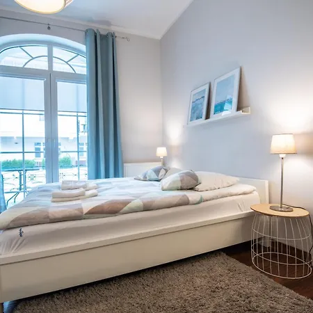 Z Parkingiem I Tarasem Przy Promenadzie, Mit Privatem Parkplatz Und Terrasse An Der Promenade *