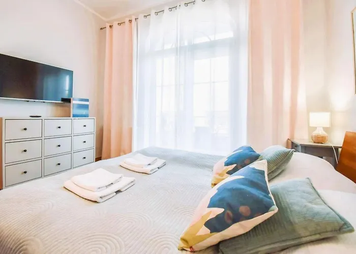 Z Parkingiem I Tarasem Przy Promenadzie, Mit Privatem Parkplatz Und Terrasse An Der Promenade Διαμέρισμα Świnoujście