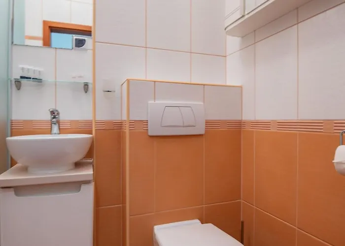 Z Parkingiem I Tarasem Przy Promenadzie, Mit Privatem Parkplatz Und Terrasse An Der Promenade *